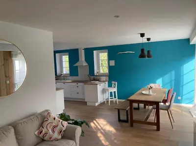 Cuisine ou kitchenette dans l'établissement La maison Yvonne - bord de mer - Bénodet