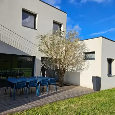 Maison d'architecte 9p - 400m de la mer & du bourg