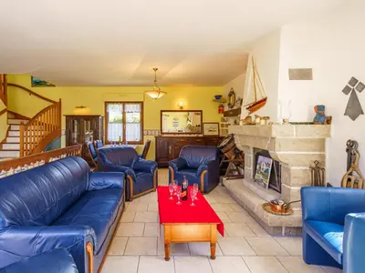 Coin salon dans l'établissement Holiday Home La mouette bleue by Interhome