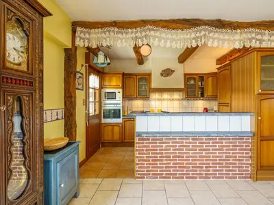 Cuisine ou kitchenette dans l'établissement Holiday Home La mouette bleue by Interhome