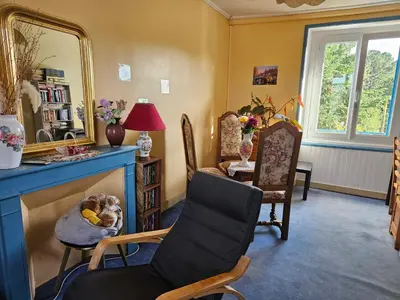Coin salon dans l'établissement Chambre d'hôte à coté de la voie verte