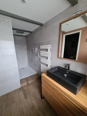 Plan de l'établissement Villa Ty Mam Goz, 50m mer, piscine intérieure, SPA, 11 personnes