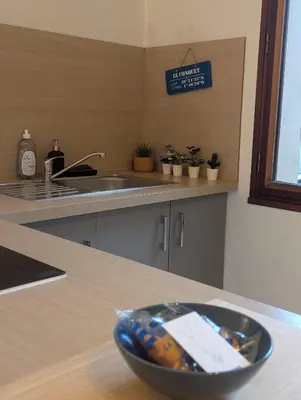 Cuisine ou kitchenette dans l'établissement Chez Marie et Hugo