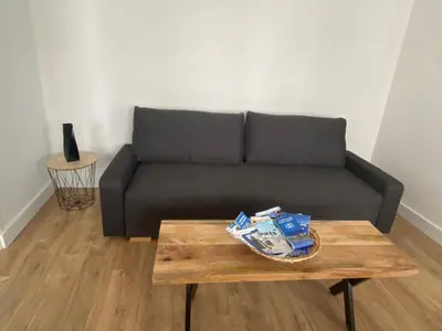 Coin salon dans l'établissement A Proximité du centre de BREST, beau T3, 2 ch, 7 personnes