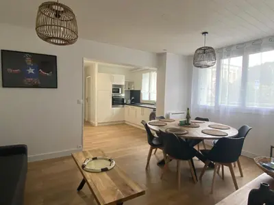 Cuisine ou kitchenette dans l'établissement A Proximité du centre de BREST, beau T3, 2 ch, 7 personnes