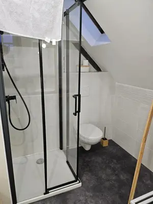 Salle de bains dans l'établissement Moulin de Kerstrat