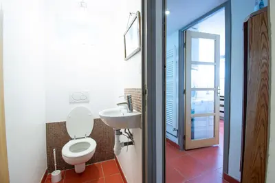 Salle de bains dans l'établissement Panorama d'Azur I Vue mer & 13 personnes