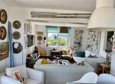 Coin salon dans l'établissement VILLA DU BILLOU Repos et plaisirs de la mer