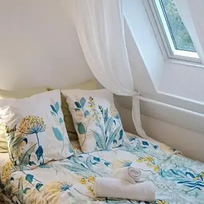 Petite chambre dans maison individuelle