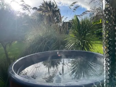 Jardin de l'établissement Tiny à l'orée des bois