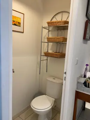Salle de bains dans l'établissement Un Balcon sur la Mer