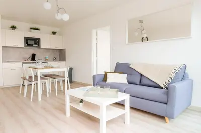 Cuisine ou kitchenette dans l'établissement Appartement pour 4 avec vue sur mer, Benodet