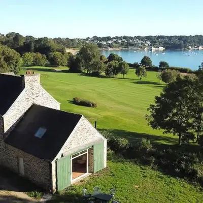 House on the golf course with sea views