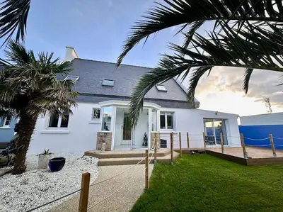 Jardin de l'établissement Maison néo-bretonne