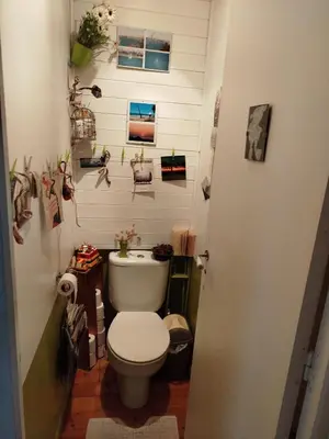 Salle de bains dans l'établissement Cosy House