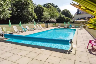 Piscine de l'établissement Gîte Arvor 6P, piscine ou jacuzzi ou située à proximité