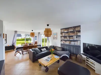 Coin salon dans l'établissement À 300m de la côte sauvage, maison familiale pour 8