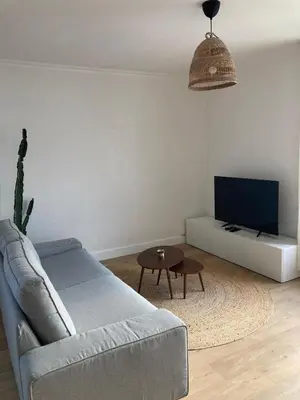 Télévision ou salle de divertissement dans l'établissement 63m2 Lumineux proche Stang Alar