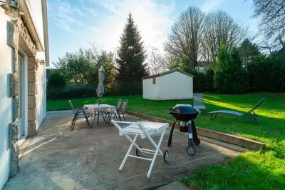 Jardin de l'établissement Île Saint Nicolas - Bel appt à 3km de la plage