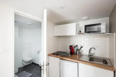 Cuisine ou kitchenette dans l'établissement Boistrudan
