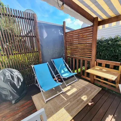 Plan de l'établissement Mobil Home Beg Meil 300m plage avec piscine partagée, terrasse privée et Wi-Fi