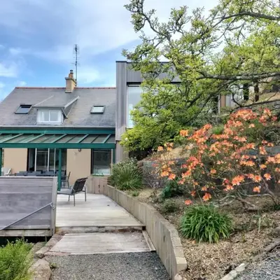 Large House Near Beach for 12