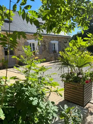 Jardin de l'établissement Métairie Yvaël Penty Yves