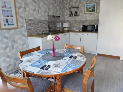 Cuisine ou kitchenette dans l'établissement apartement avec parking prive