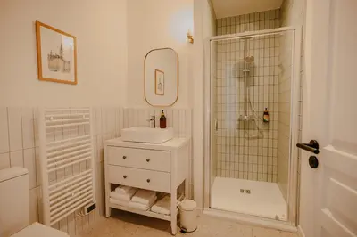 Salle de bains dans l'établissement Dek