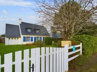 Jardin de l'établissement Maison idéale pour familles - Grand jardin