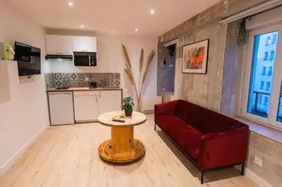 Cuisine ou kitchenette dans l'établissement - Apparts nets à prix honnête -