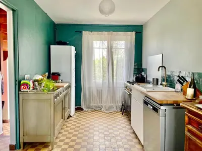 Cuisine ou kitchenette dans l'établissement L'Authentik