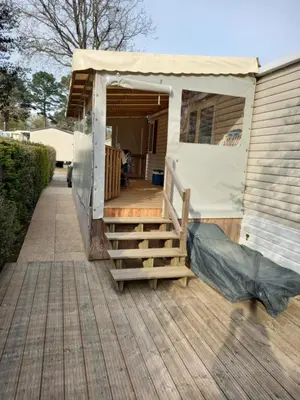 Balcon ou terrasse dans l'établissement Mobil HOME 40 m2 3CH