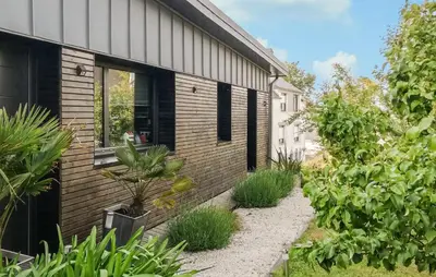 Jardin de l'établissement 3 Bedroom Lovely Home In Fouesnant