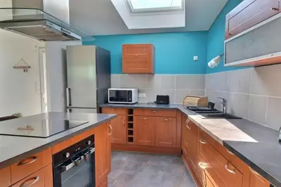 Cuisine ou kitchenette dans l'établissement So Chic Kerfily house with hot tub 8 people
