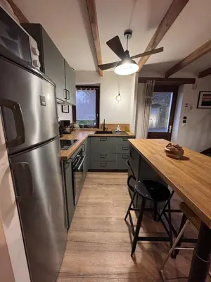 Cuisine ou kitchenette dans l'établissement Gîte Paisible à la Campagne pour 5 Personnes