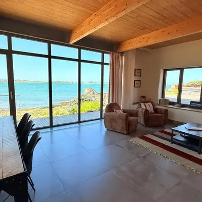 Le Chantier d 'Ernest- Loft T4 les pieds dans l' eau