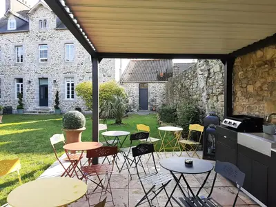 Jardin de l'établissement GÎTE L'industriel, appartement privé en Duplex, à 10 minutes des plages