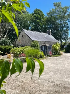 Jardin de l'établissement Écrin de la baie