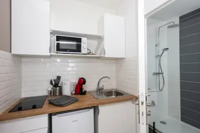 Cuisine ou kitchenette dans l'établissement Trugarez