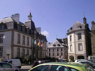 Plan de l'établissement ZEcamping 2 étoiles piscine couverte chiens acceptés hammam et jacuzzi