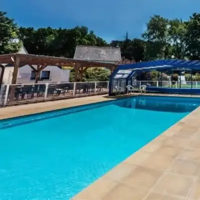 ZEcamping 2 étoiles piscine couverte chiens acceptés hammam et jacuzzi