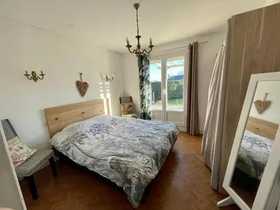 Un ou plusieurs lits dans un hébergement de l'établissement Grande maison à 200m de la plage