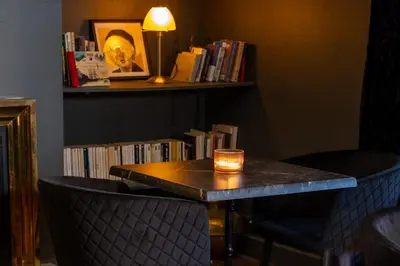 Bibliothèque dans le B&B/chambre d'hôtes