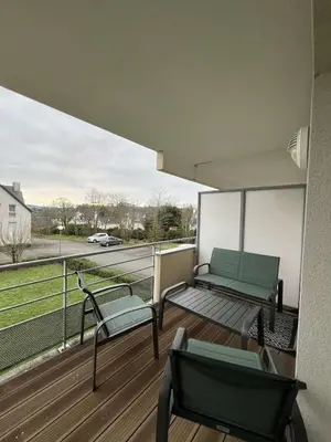 Balcon ou terrasse dans l'établissement Appartement chaleureux proche du centre et de la plage