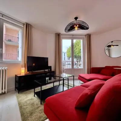 Appartement central proche Base Navale et Siam