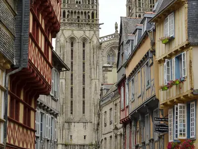 Vue générale sur Quimper ou vue de la ville depuis l'appartement