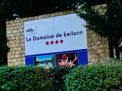 Certificat, récompense, panneau ou autre document affiché dans l'établissement Elise&Kévin