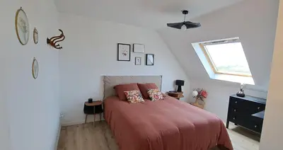 Un ou plusieurs lits dans un hébergement de l'établissement MoLiMa, bord de mer - 3 chambres