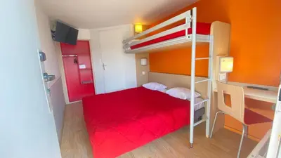 Un ou plusieurs lits dans un hébergement de l'établissement HOTEL Eco Green